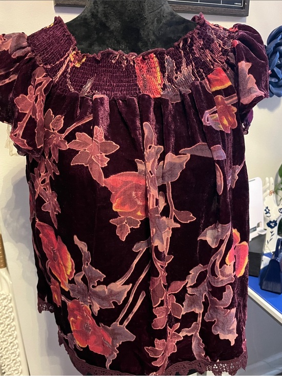Taylor & Sage Tops - Taylor & Sage Burgundy Velvet Floral Smocked Top